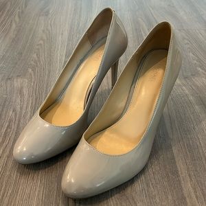 Michael Kors grey heels